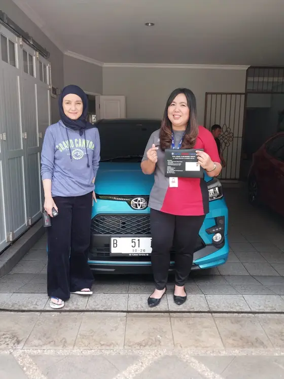 sales toyota tangsel