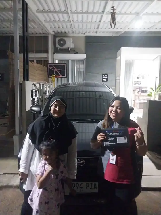 sales toyota ciputat